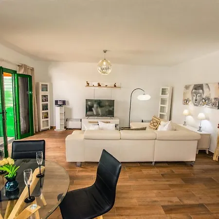 Terracitas - Lh214 By Now Ltd * Playa Blanca